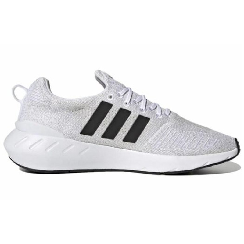 adidas originals Swift Run 22