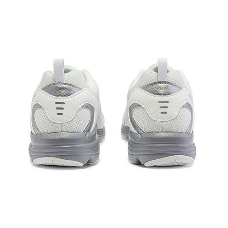 Mizuno Spark