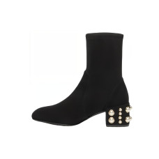 stuart weitzmanSW