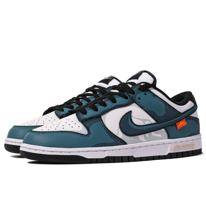 Nike Dunk Low