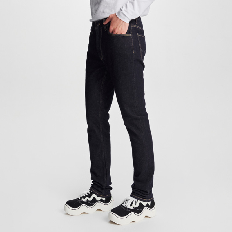 Lee FW24 709