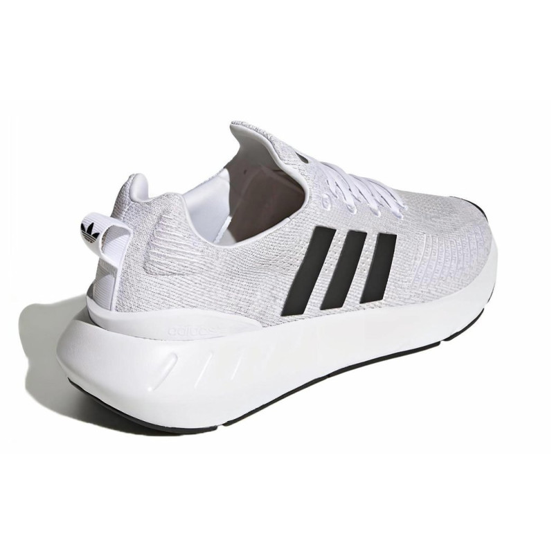 adidas originals Swift Run 22