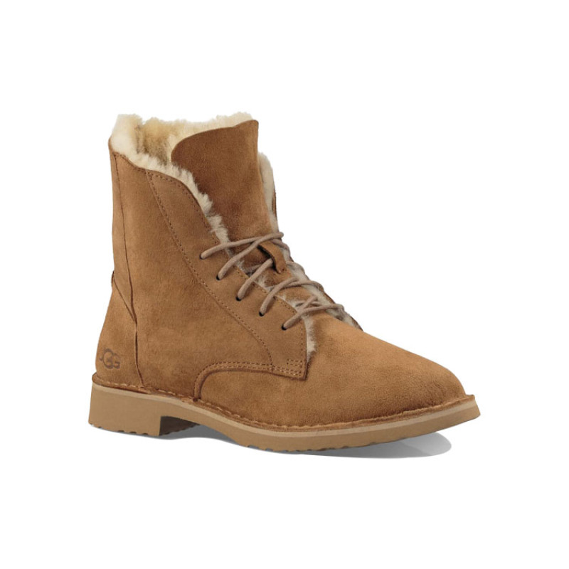 UGG Quincy Boot