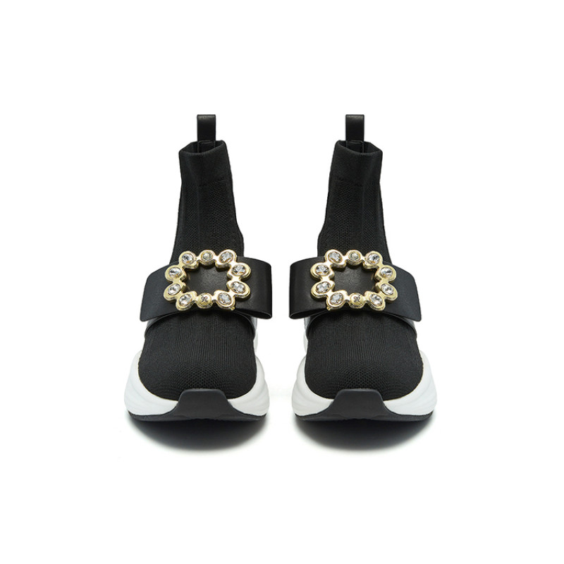 NINE WEST