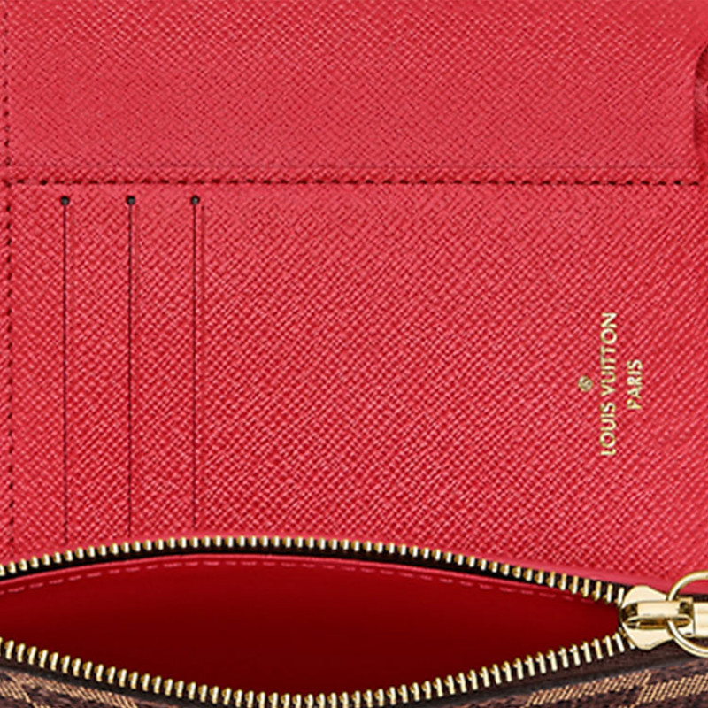 LOUIS VUITTON Victorine
