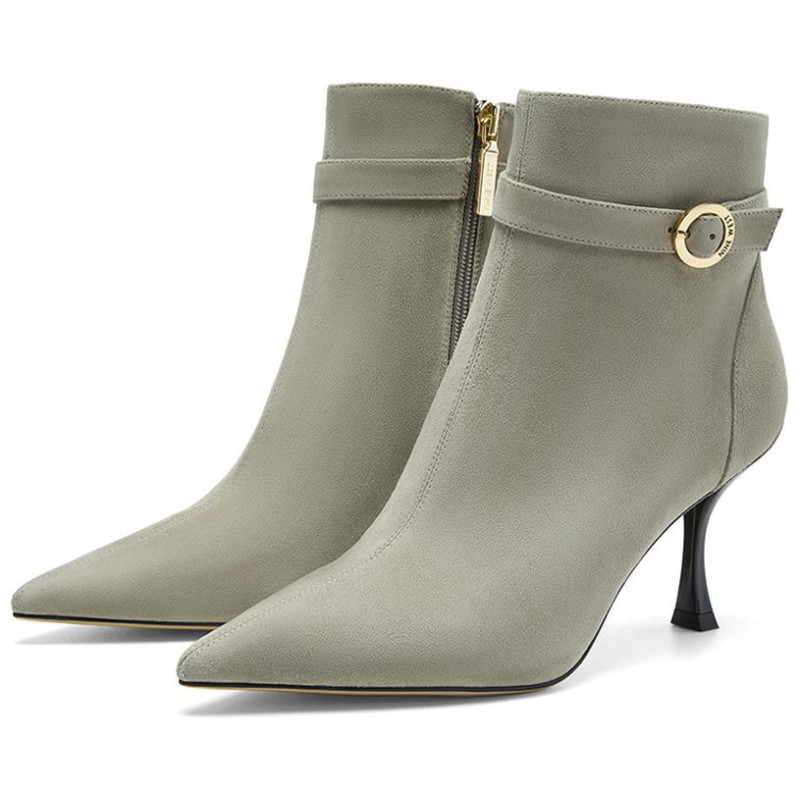 NINE WEST