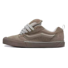 Vans Knu Skool