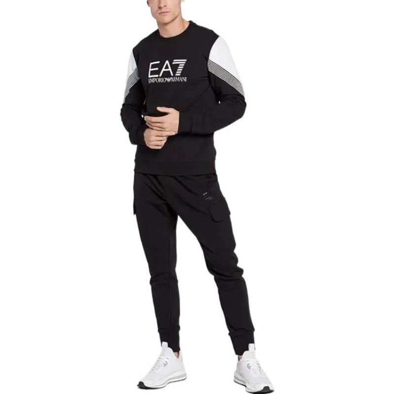 EMPORIO ARMANI EA7 FW22 Logo