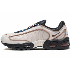 Nike Air Max Tailwind 4