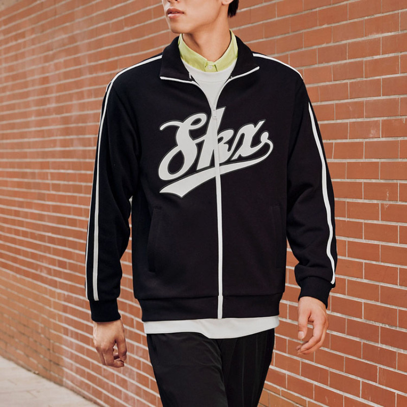 Skechers