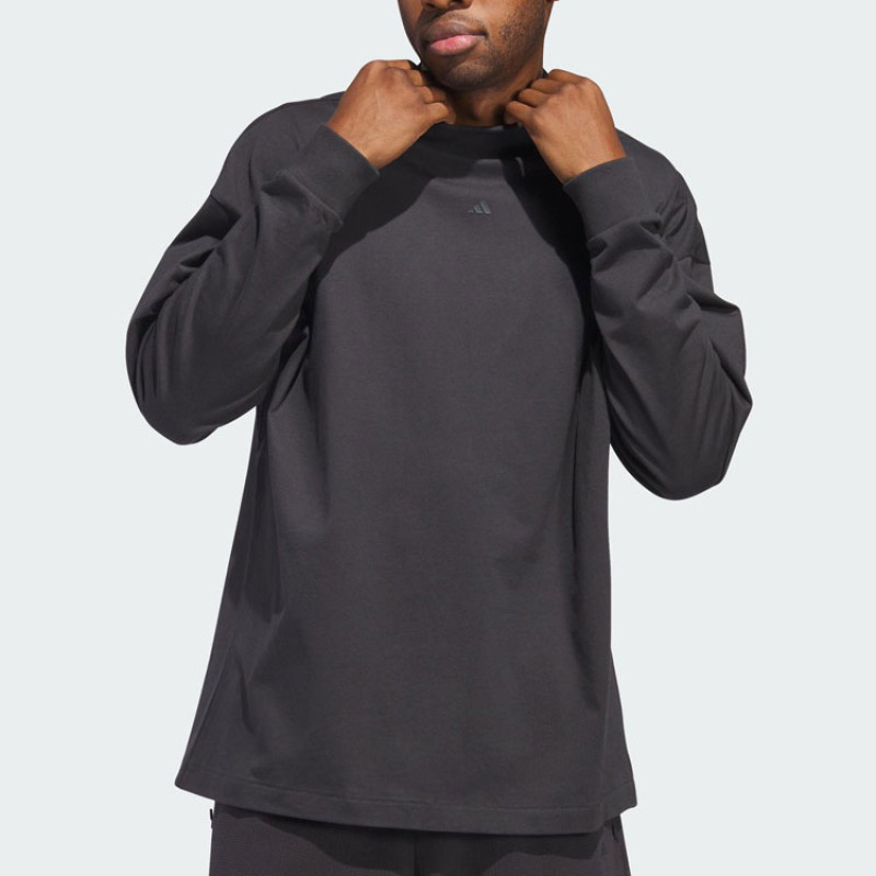 adidas T