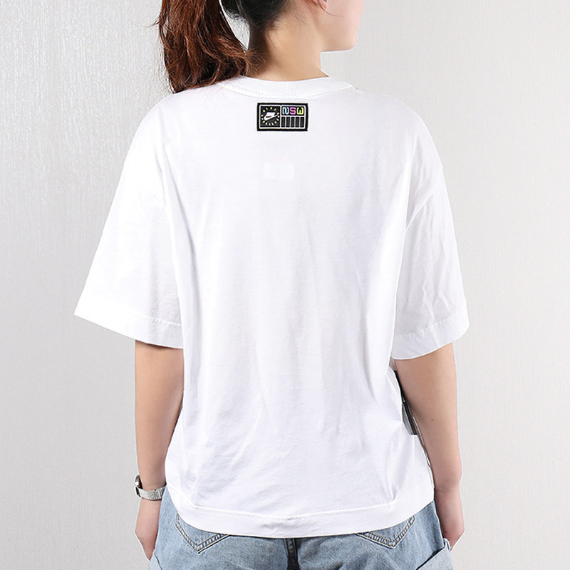 Nike Sportswear T