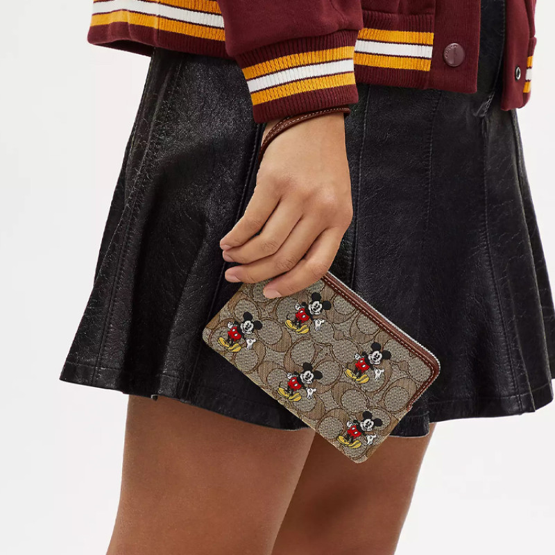 COACH COACH X DISNEY SS23 16