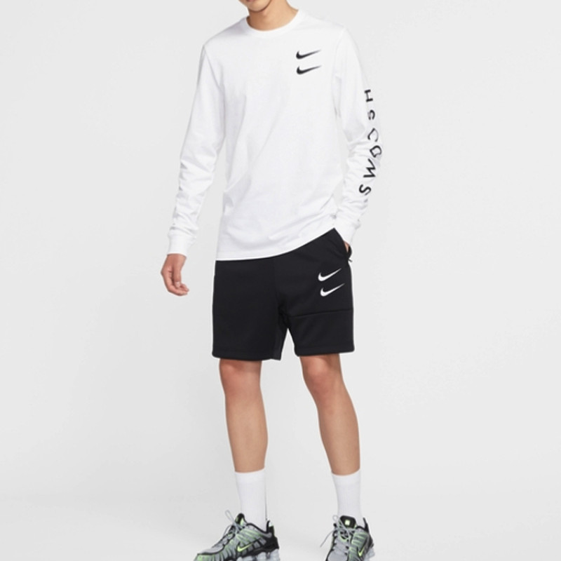Nike Sportswear Swoosh