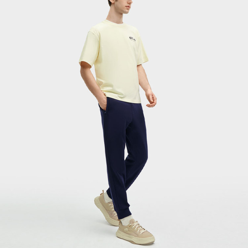 FILA T
