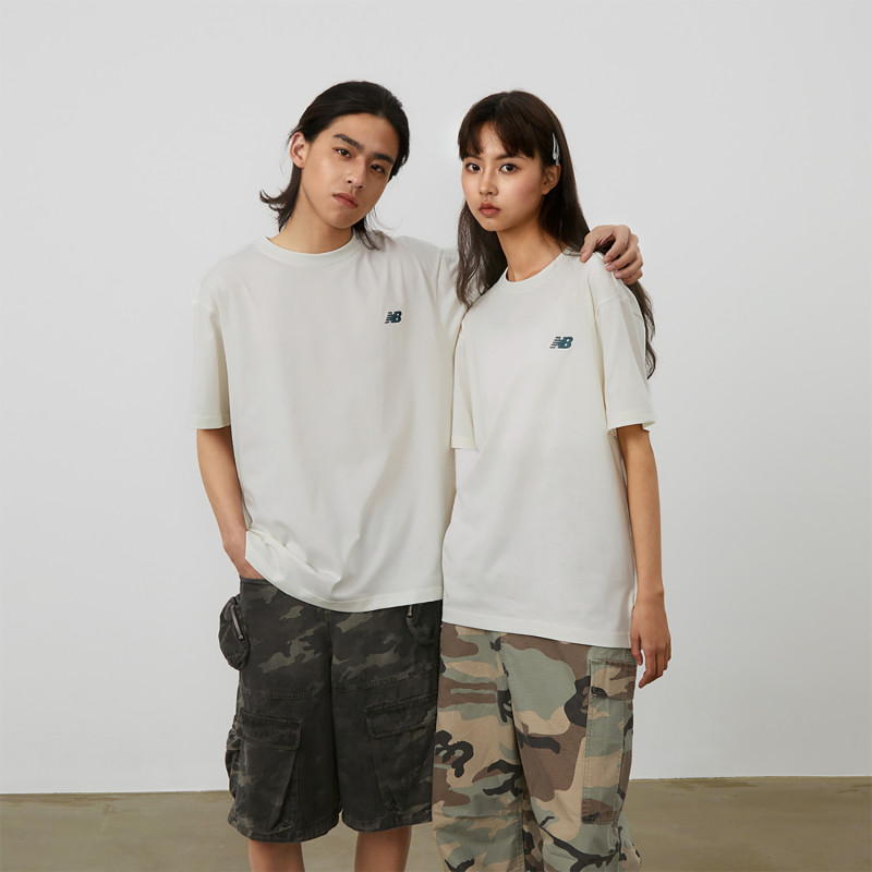 New Balance Logo T