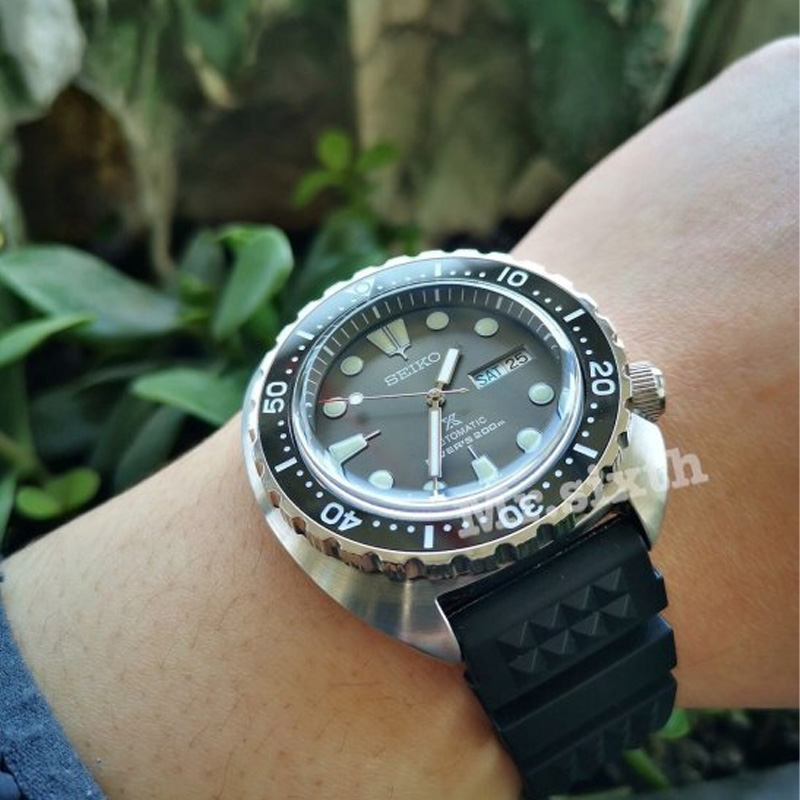 SEIKO200 SRPC23J1