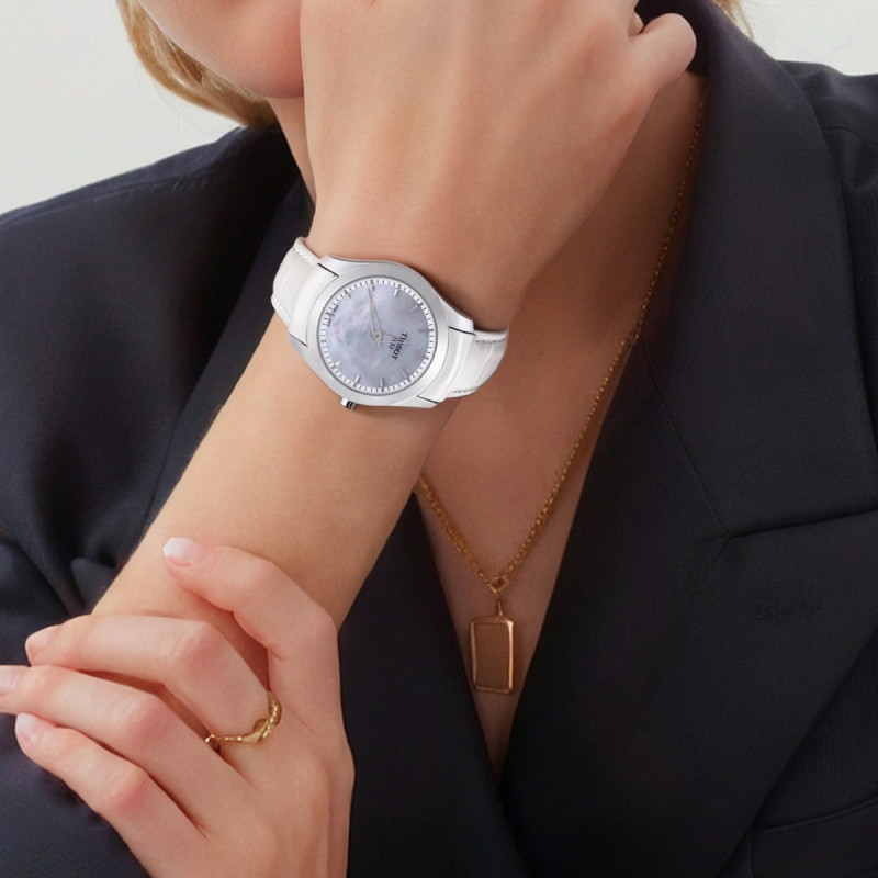 TISSOT 100 33mm T035.246.16.111.00