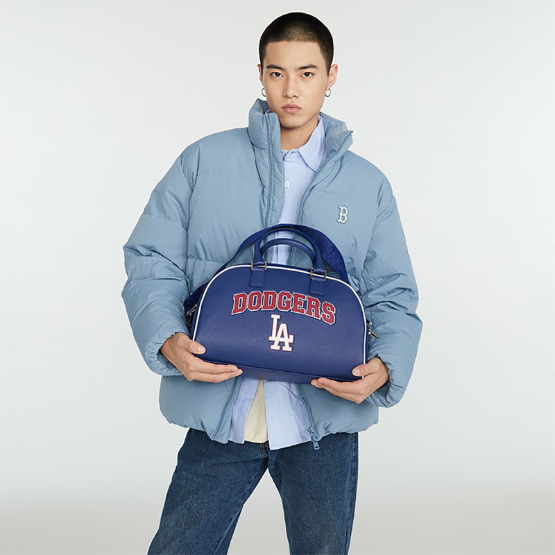 MLB