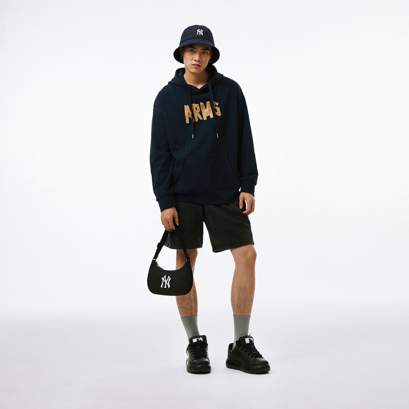 MLB