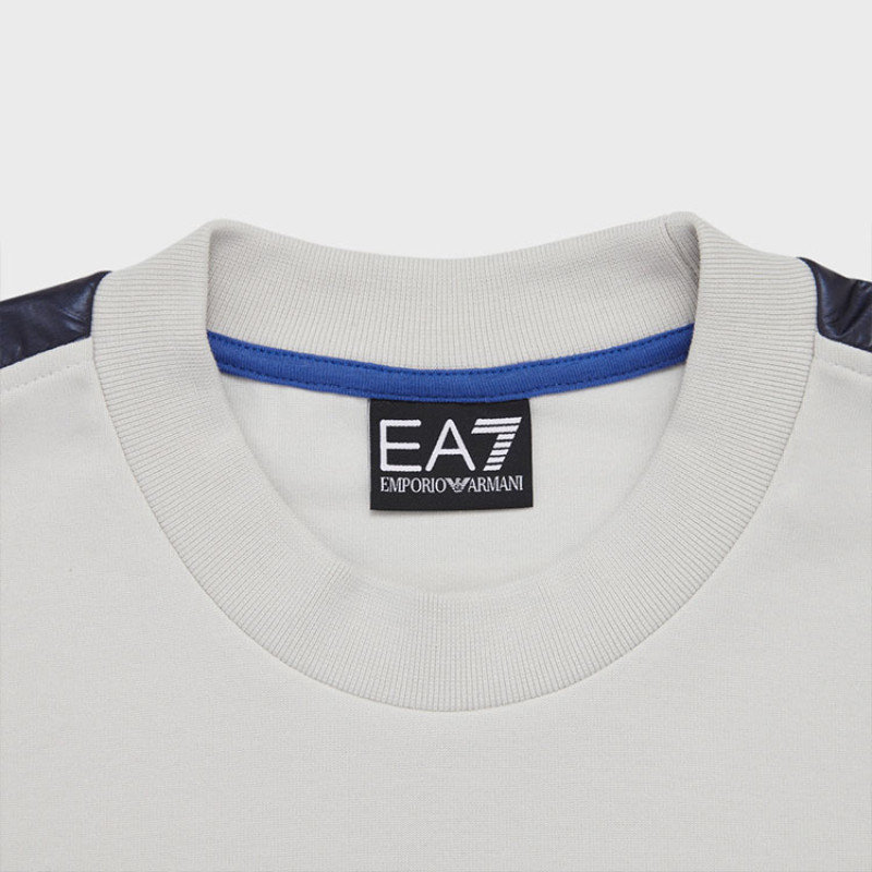 EMPORIO ARMANI EA7 FW24 Logo