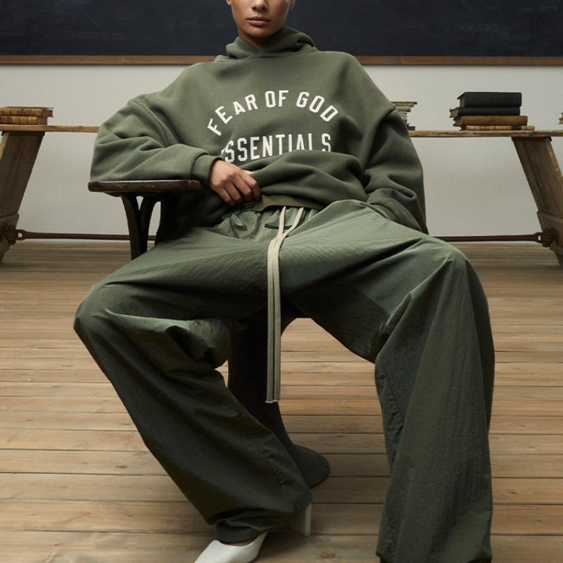 Fear of God Essentials Fall24 BACK TO SCHOOL Fleece Hoodie MILITARY