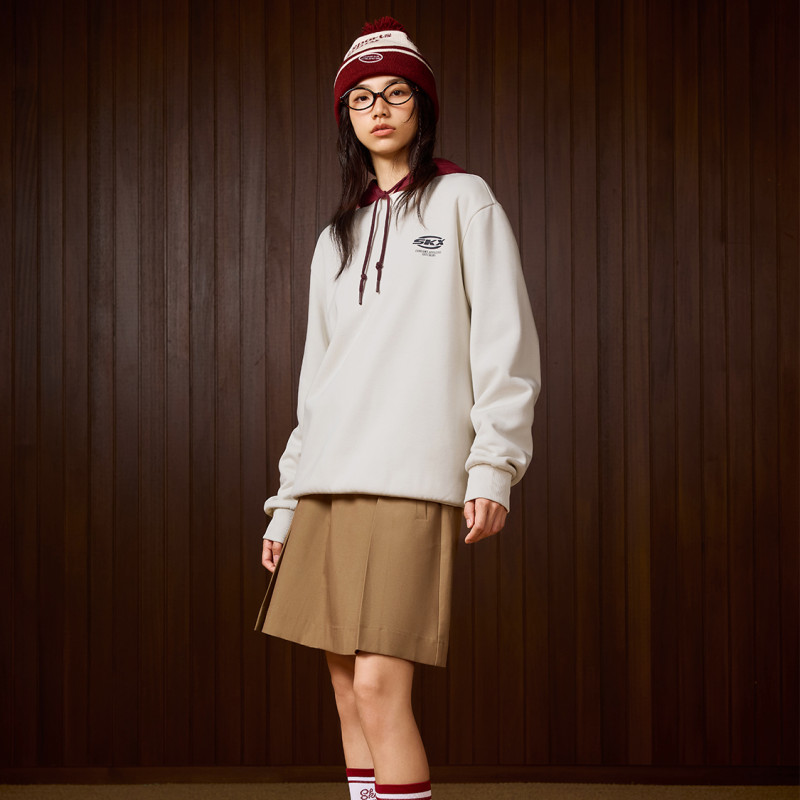 Skechers