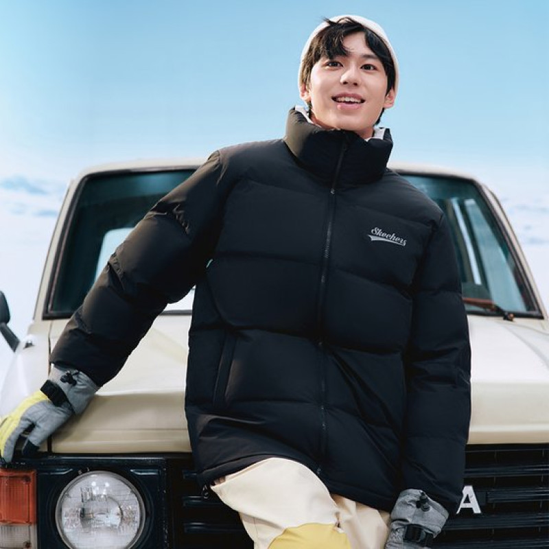Skechers