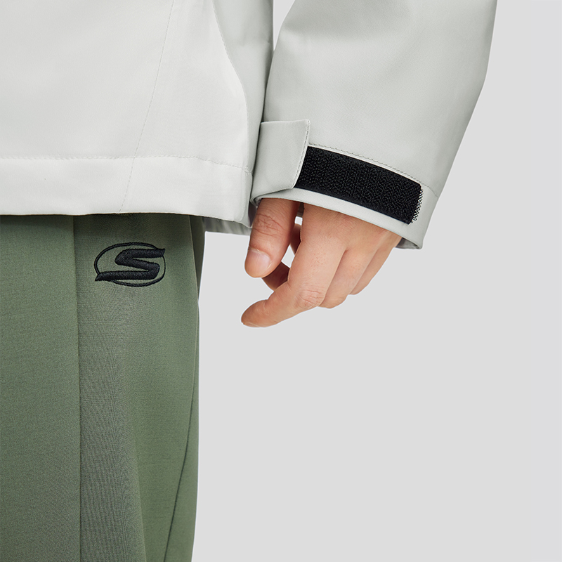 Skechers