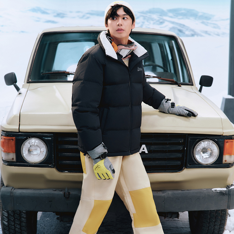 Skechers