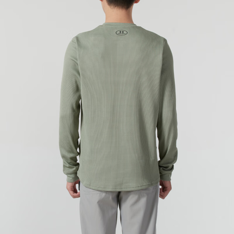 Under Armour T