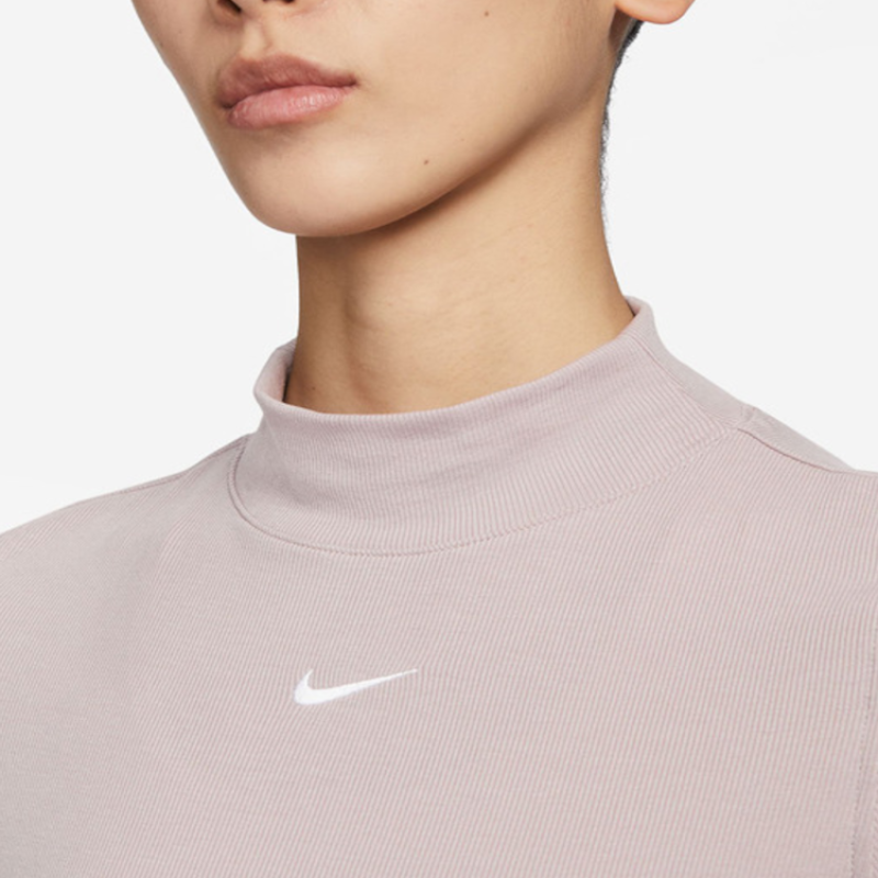 Nike LogoT