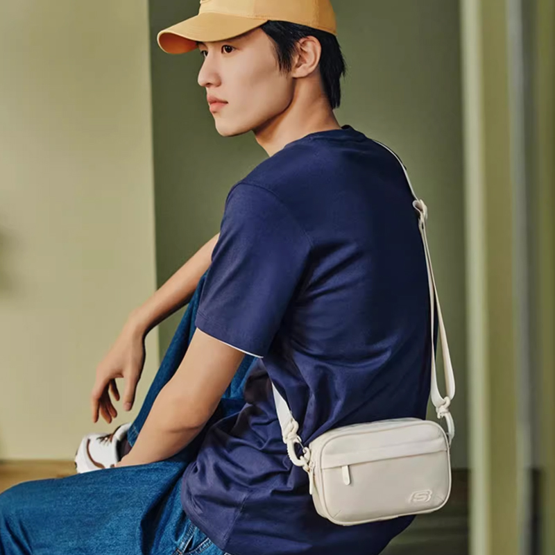 Skechers