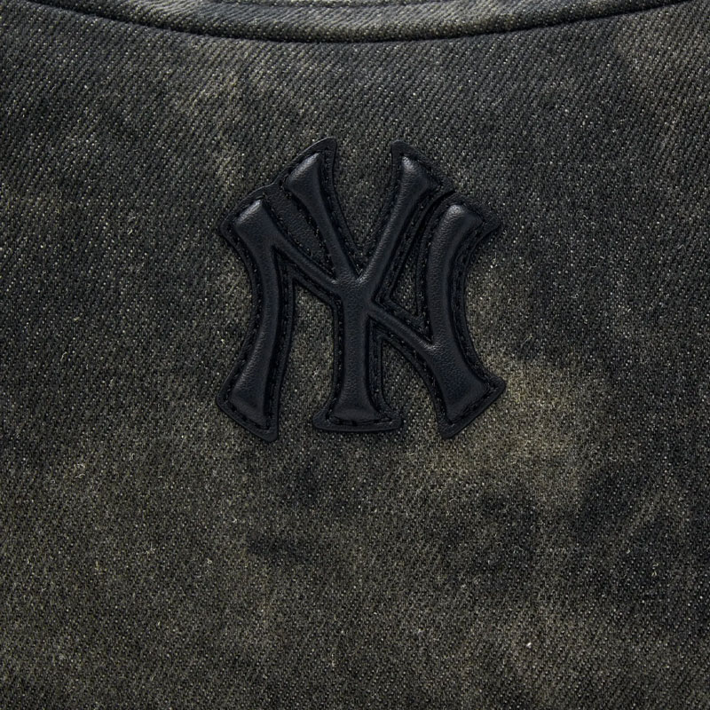 MLB