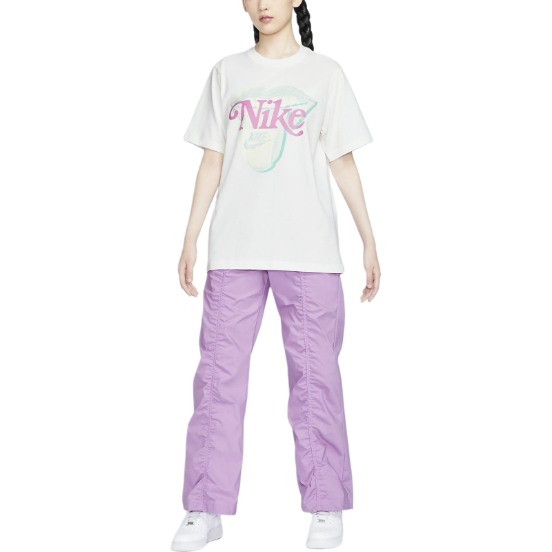 Nike Sportswear Essentials T
