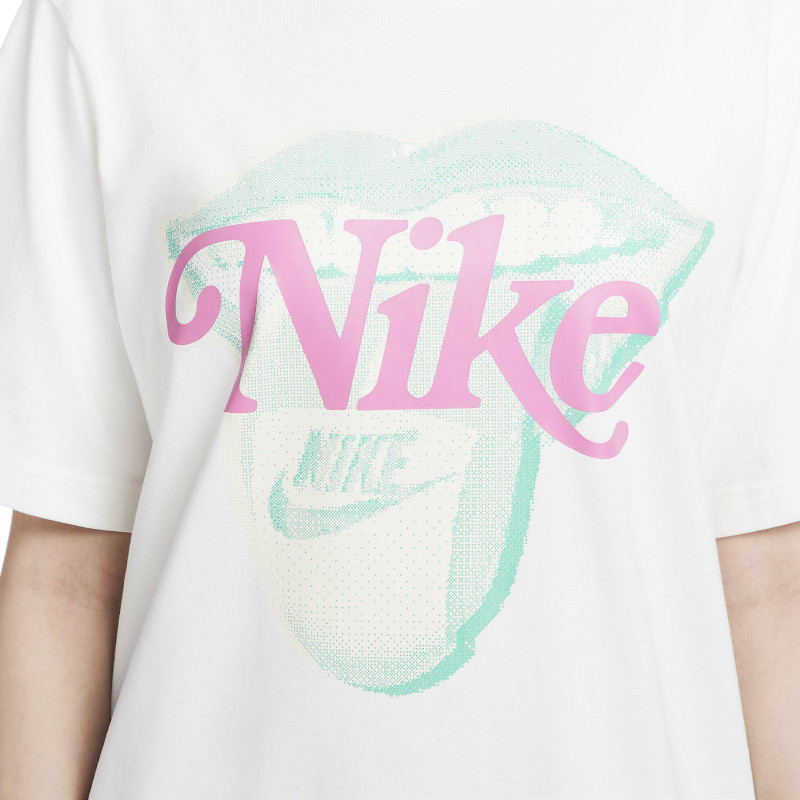 Nike Sportswear Essentials T