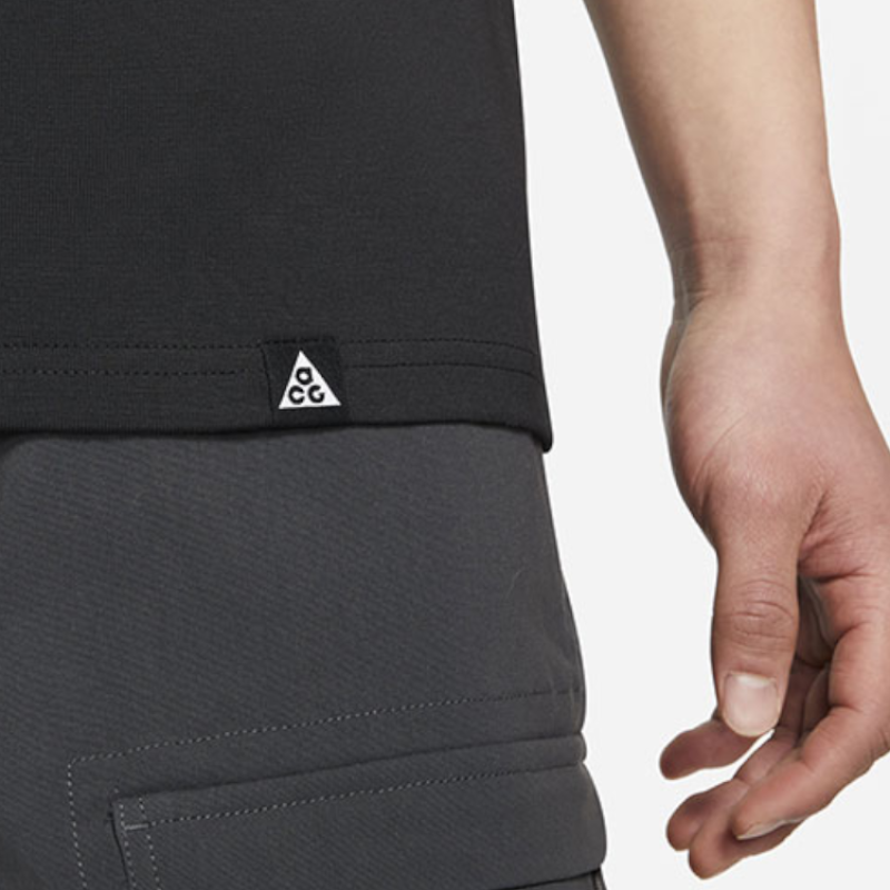 Nike ACG T