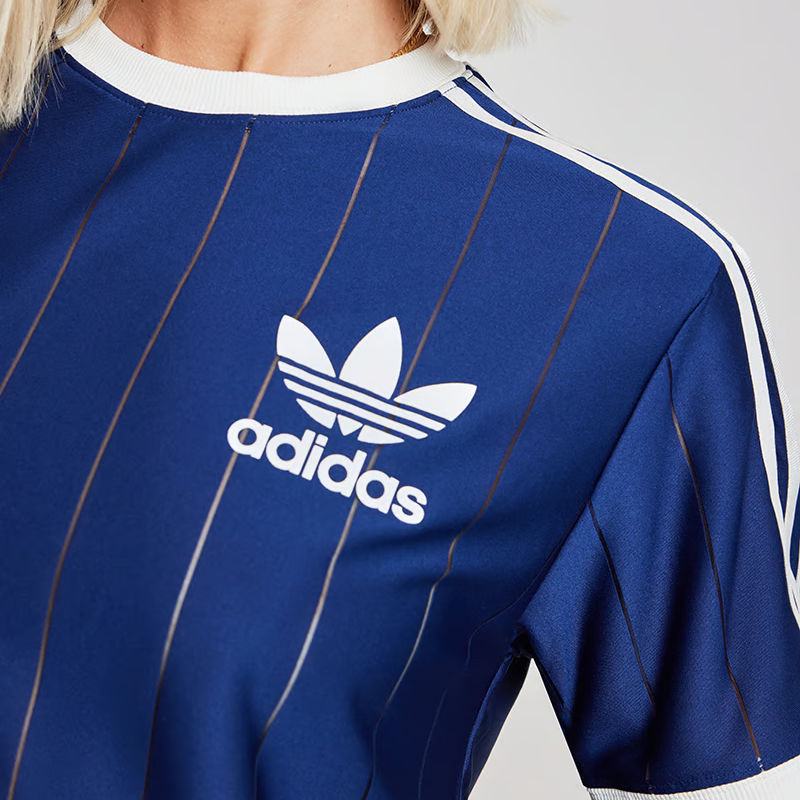 adidas originals Logo T