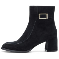 NINE WEST