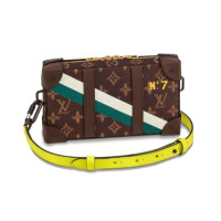 LOUIS VUITTON Trunk
