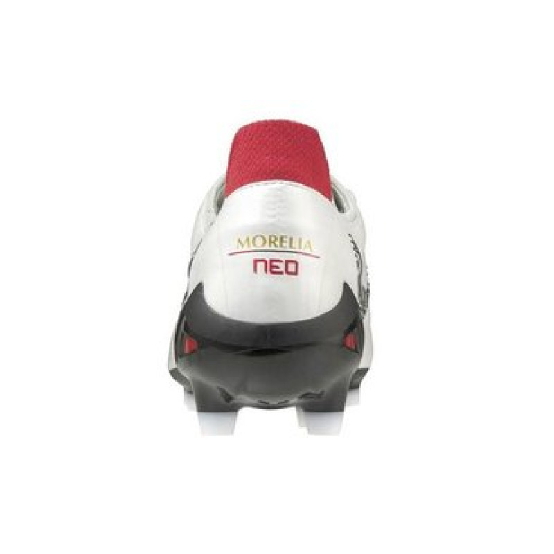Mizuno Morelia Neo 3