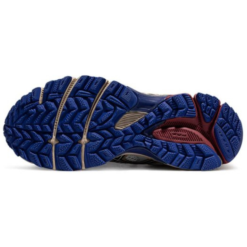 Asics Gel-Kahana 8