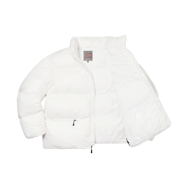 Supreme Logo