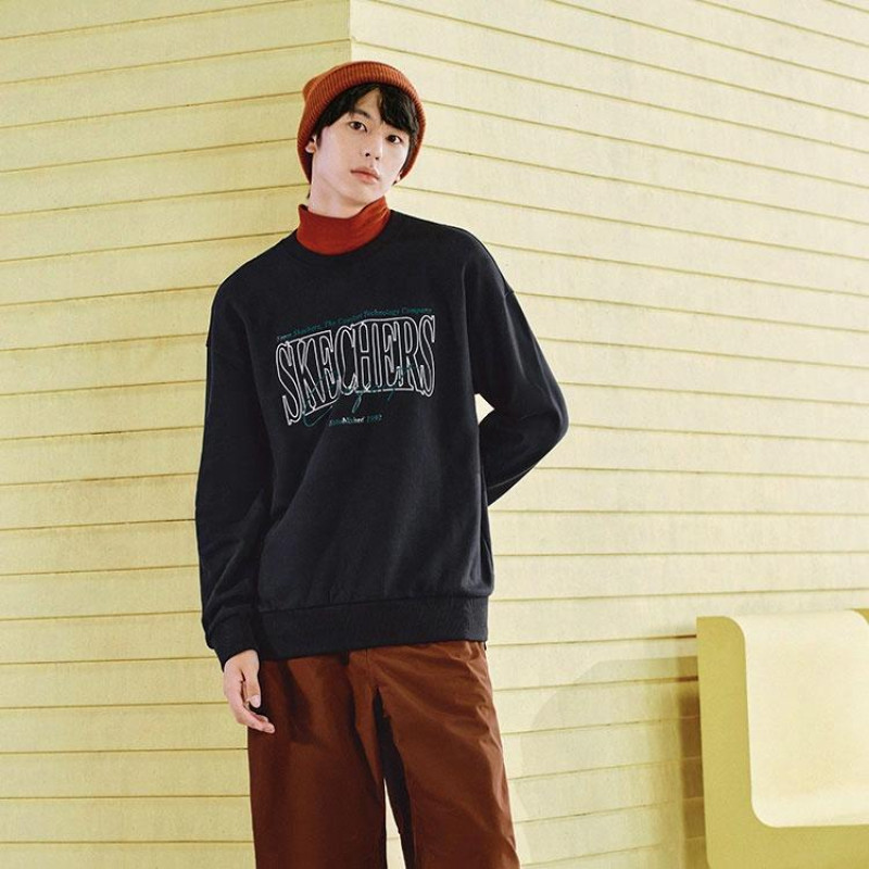 Skechers