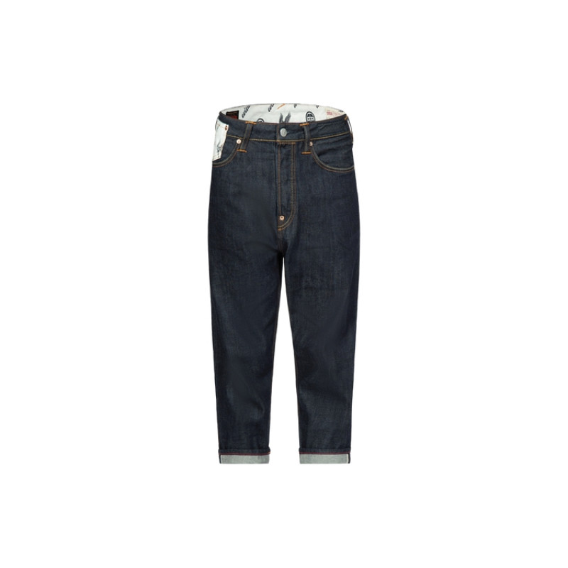 EVISU M
