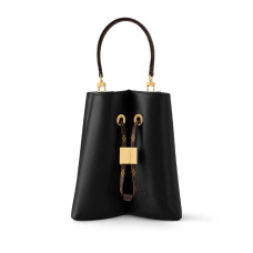 LOUIS VUITTON BLOOM