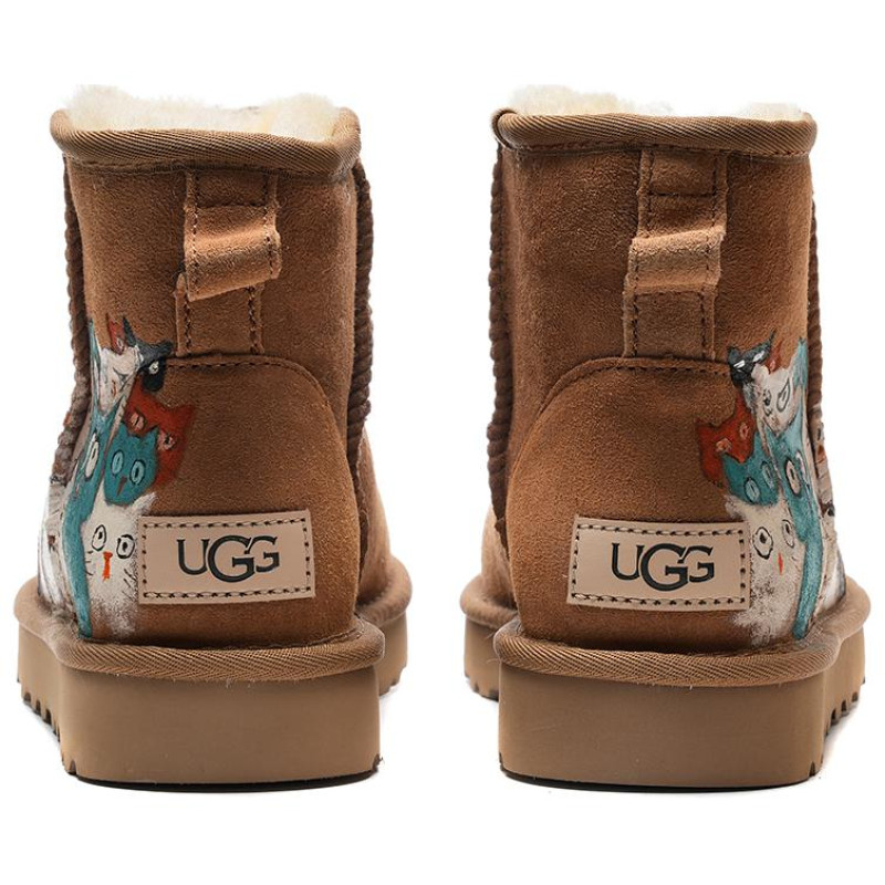 UGG CLASSIC MINI