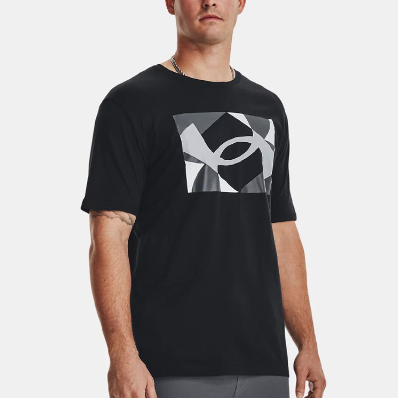 Under Armour Logo T