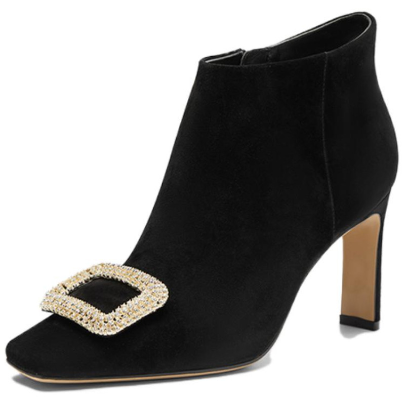 NINE WEST