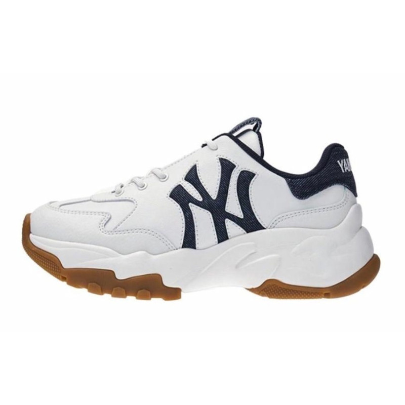 MLB 811
